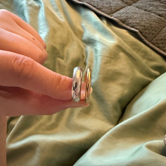 Mejuri Duet Mixed Ring - Picture 3 of 3